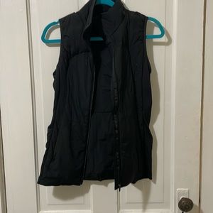 Lululemon running vest size 6